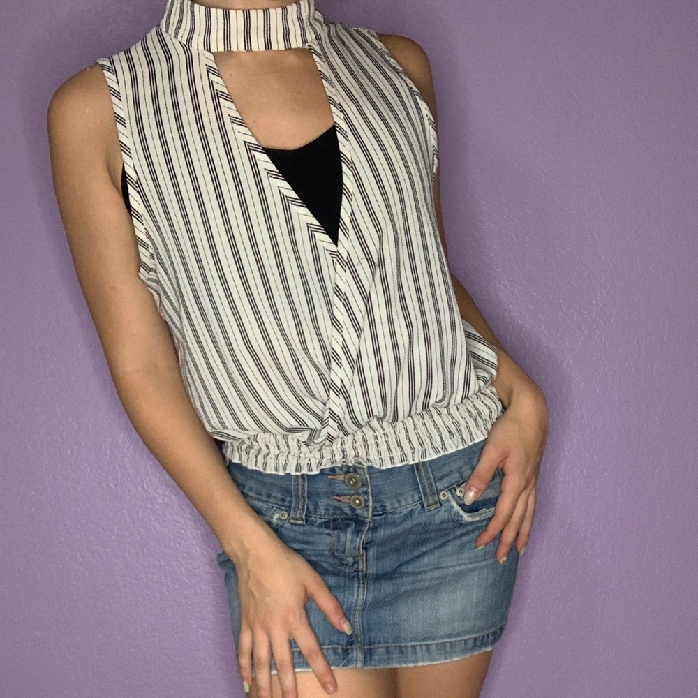 Charming high neck blouse